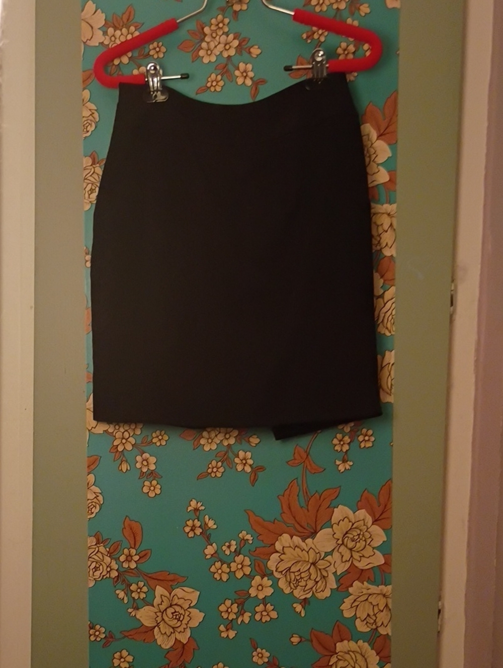 H&M Black Pencil Skirt with Wrap Detail SZ 4 - Picture 2 of 2